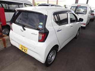 DAIHATSU MIRA E S 2020