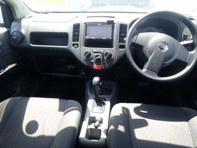 NISSAN AD 2015
