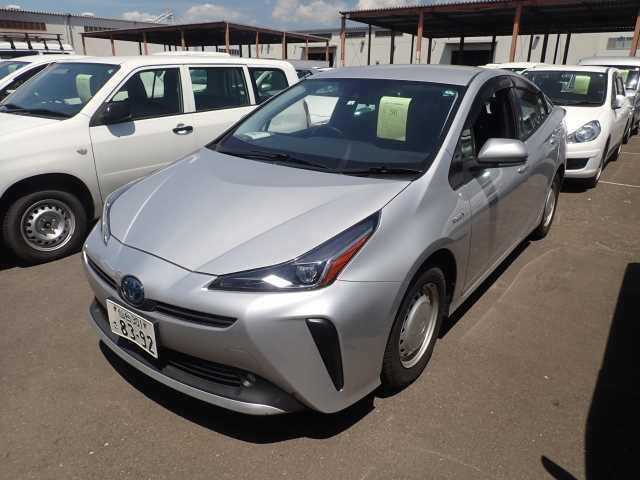 TOYOTA PRIUS 2020