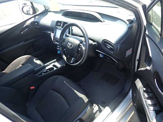 TOYOTA PRIUS 2020