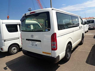 TOYOTA HIACE VAN 2019