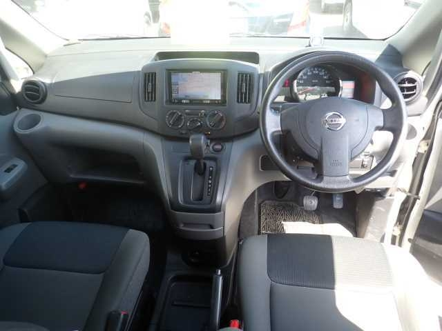 NISSAN NV200 2018