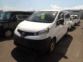 NISSAN NV200 2018