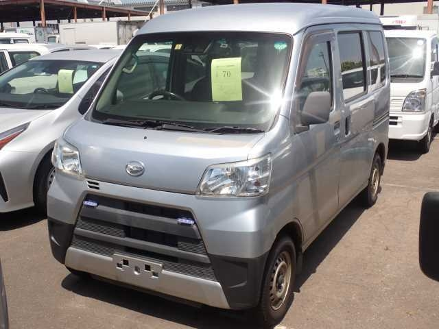 DAIHATSU HIJET VAN 2019