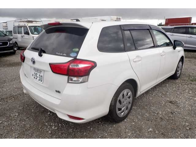 TOYOTA COROLLA FIELDER 2018