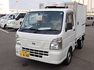 NISSAN CLIPPER TRUCK 2016