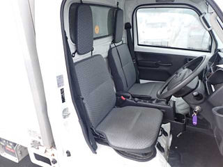 NISSAN CLIPPER TRUCK 2016