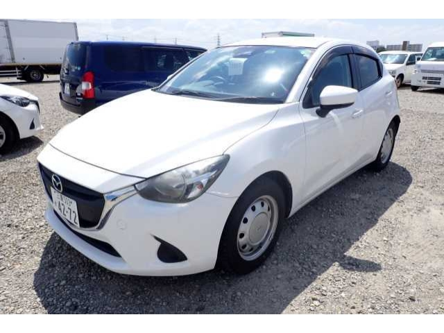 MAZDA DEMIO 2019