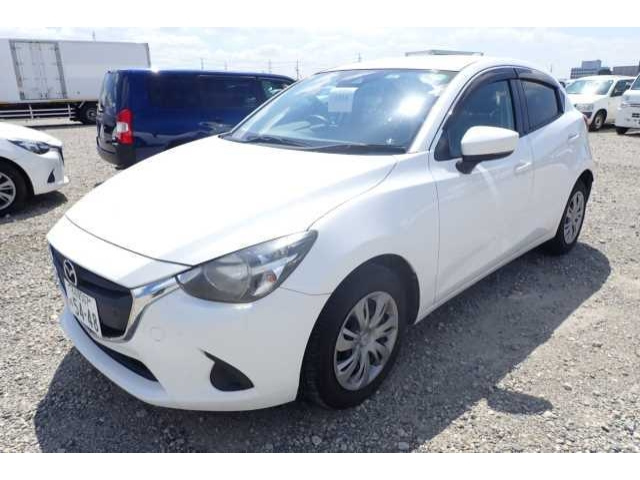 MAZDA DEMIO 2019