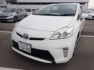 TOYOTA PRIUS 2014