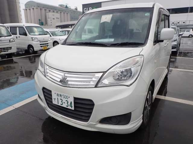 MITSUBISHI DELICA D2 2014