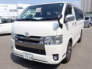 TOYOTA HIACE VAN 2018
