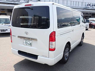 TOYOTA HIACE VAN 2018