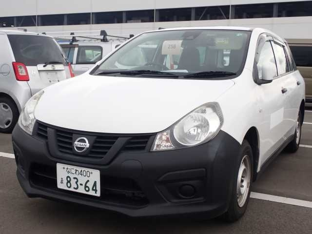 NISSAN AD 2019