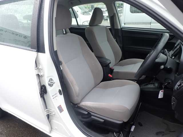 TOYOTA COROLLA AXIO 2016