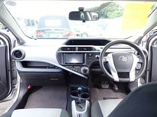 TOYOTA AQUA 2014