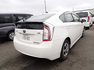 TOYOTA PRIUS 2014