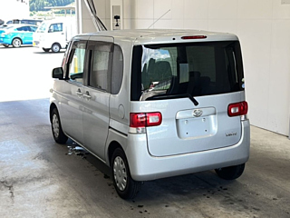 DAIHATSU TANTO 2010