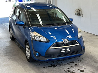 TOYOTA SIENTA 2016