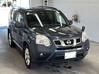 NISSAN X-TRAIL 2013