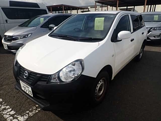 NISSAN AD 2020