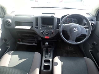 NISSAN AD 2020
