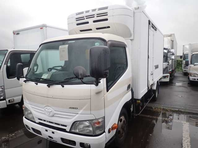 TOYOTA DYNA 2014