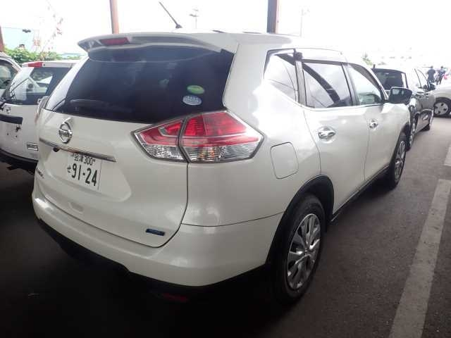 NISSAN X-TRAIL 2015
