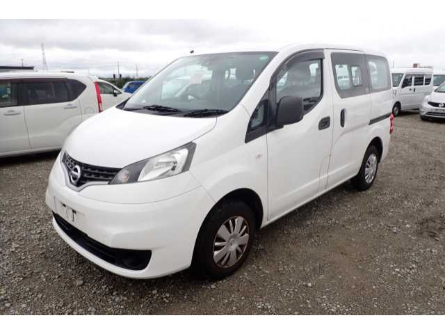 NISSAN NV200 2021