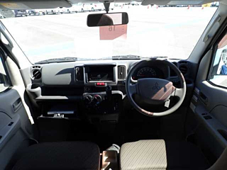 MITSUBISHI MINICAB VAN 2017