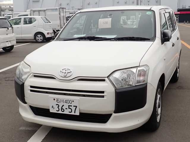 TOYOTA PROBOX 2018