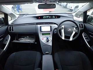 TOYOTA PRIUS 2015