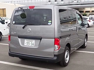 NISSAN NV200 2015