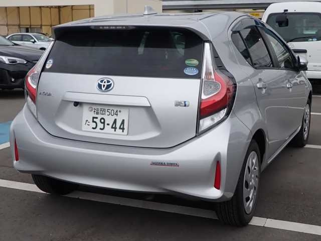 TOYOTA AQUA 2018