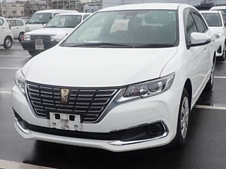 TOYOTA PREMIO 2018