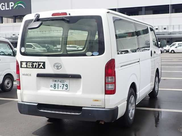TOYOTA HIACE VAN 2012