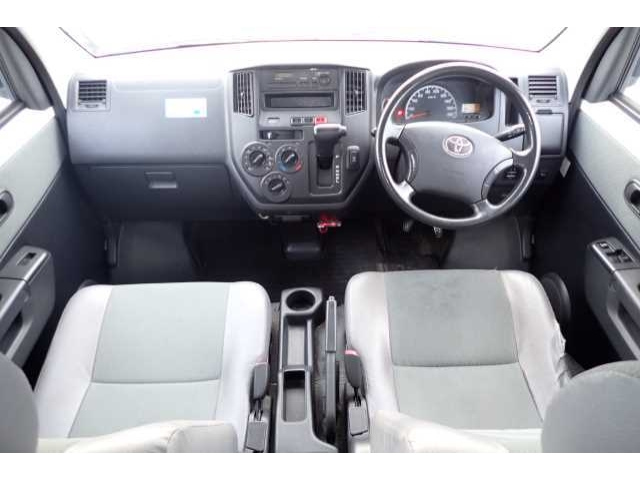 TOYOTA TOWN ACE VAN 2016