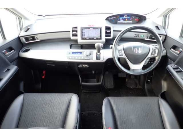 HONDA FREED 2016