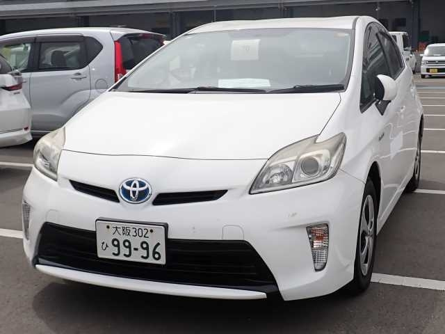 TOYOTA PRIUS 2015
