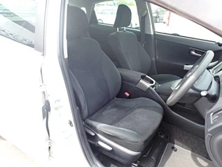 TOYOTA PRIUS 2015