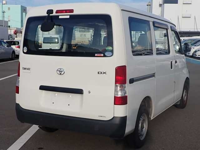 TOYOTA TOWN ACE VAN 2015