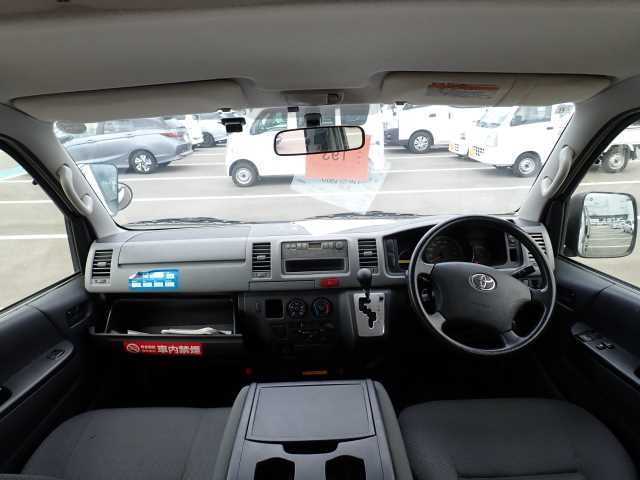 TOYOTA HIACE VAN 2012