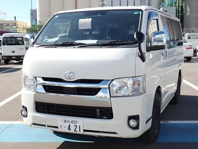 TOYOTA HIACE VAN 2020
