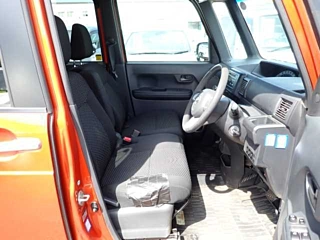 DAIHATSU WAKE 2016