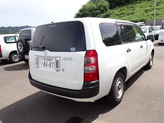 TOYOTA SUCCEED 2013