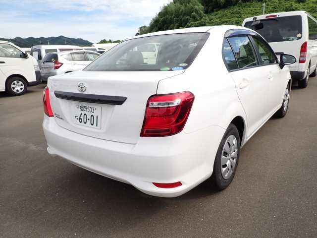 TOYOTA COROLLA AXIO 2016