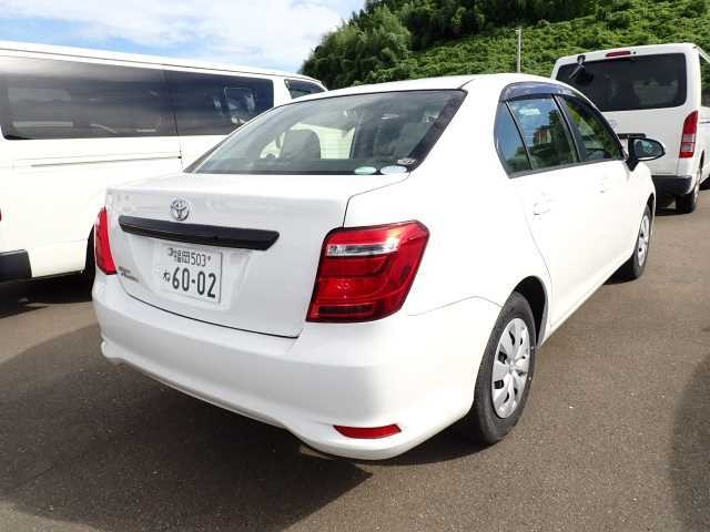 TOYOTA COROLLA AXIO 2016