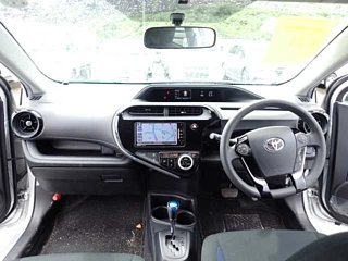 TOYOTA AQUA 2018