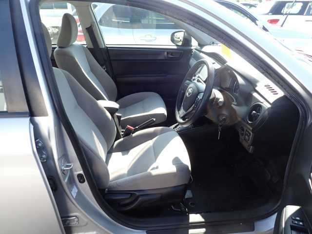 TOYOTA COROLLA AXIO 2016