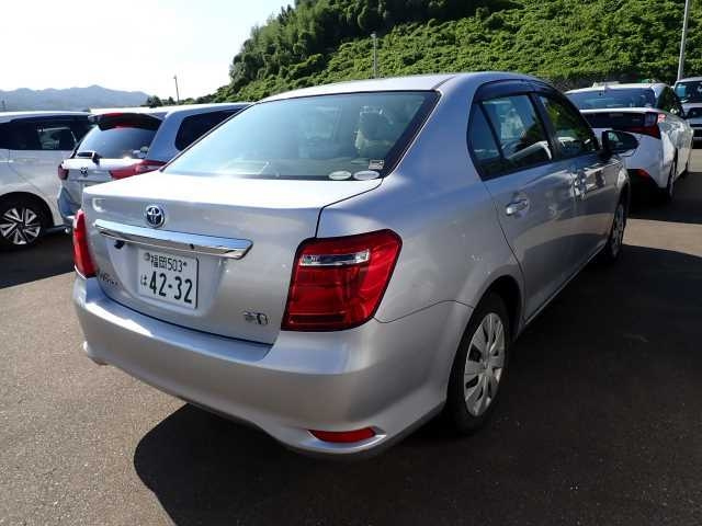 TOYOTA COROLLA AXIO 2016